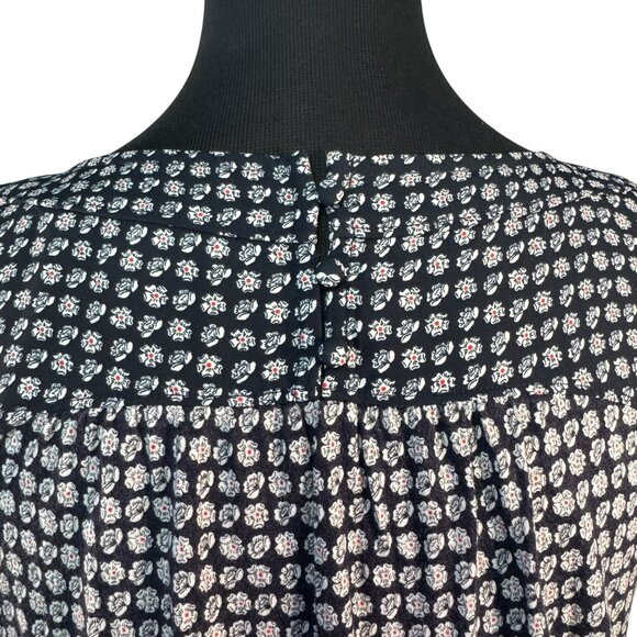 Loft Size Small Sleeveless Blue & White Patterned Top - Picture 4 of 7